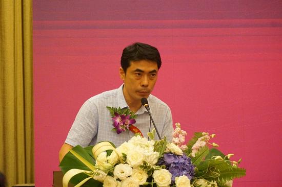 媒體發布會由《中國美術報》副總編輯陳明主持