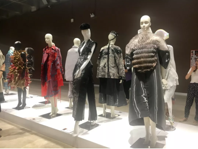 89TS9AB8B7F`GI_P30OEGDV